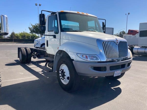 2018 International 4300