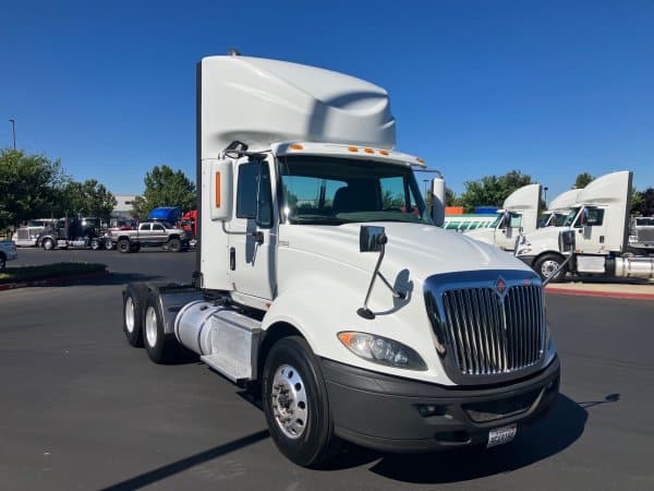 2017 International PROSTAR - Image 2