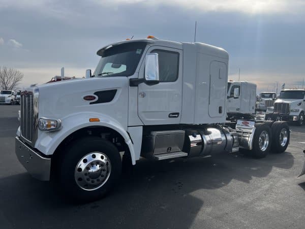 2024 Peterbilt 567