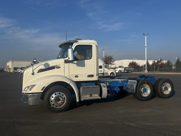 2024 Peterbilt 579