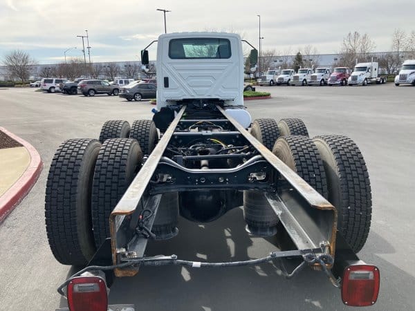 2019 International MV607 - Image 6