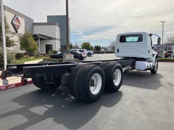 2019 International MV607 - Image 5