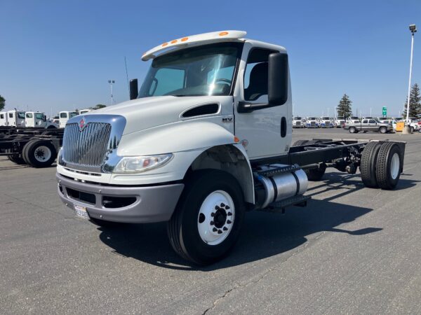 2020 International MV607