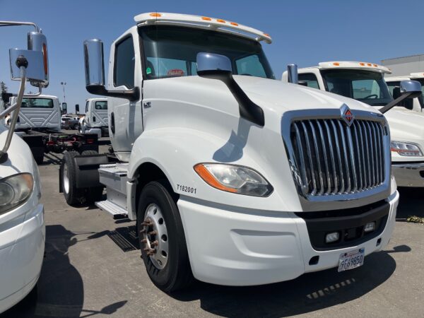 2018 International LT625