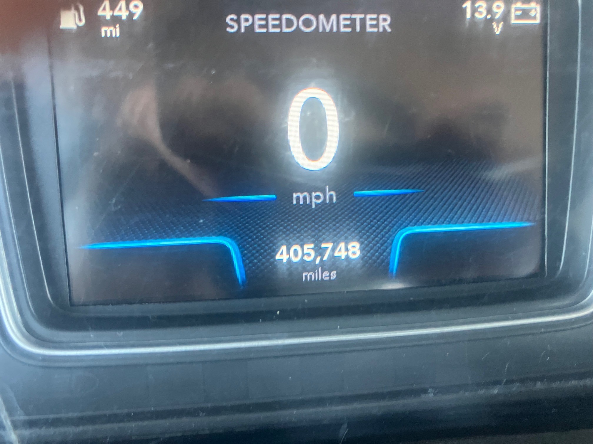 2019 International LT625 - Image 5