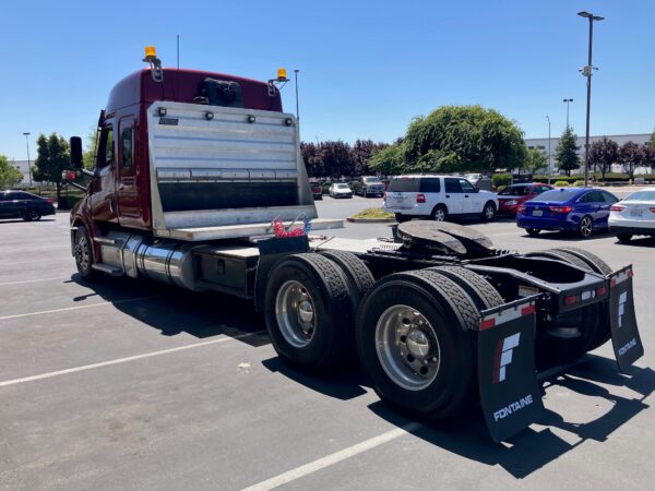 2020 FREIGHTLINER CASCADIA - Image 5