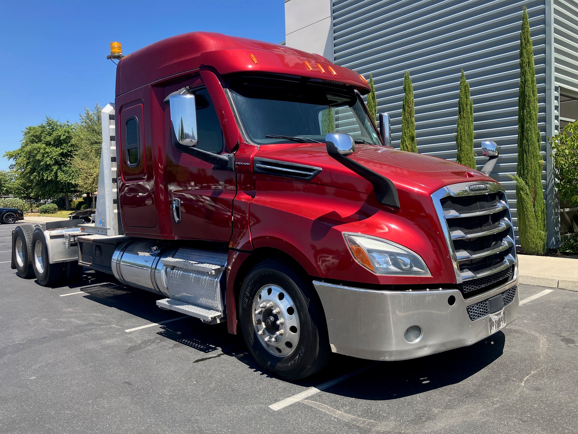2020 FREIGHTLINER CASCADIA