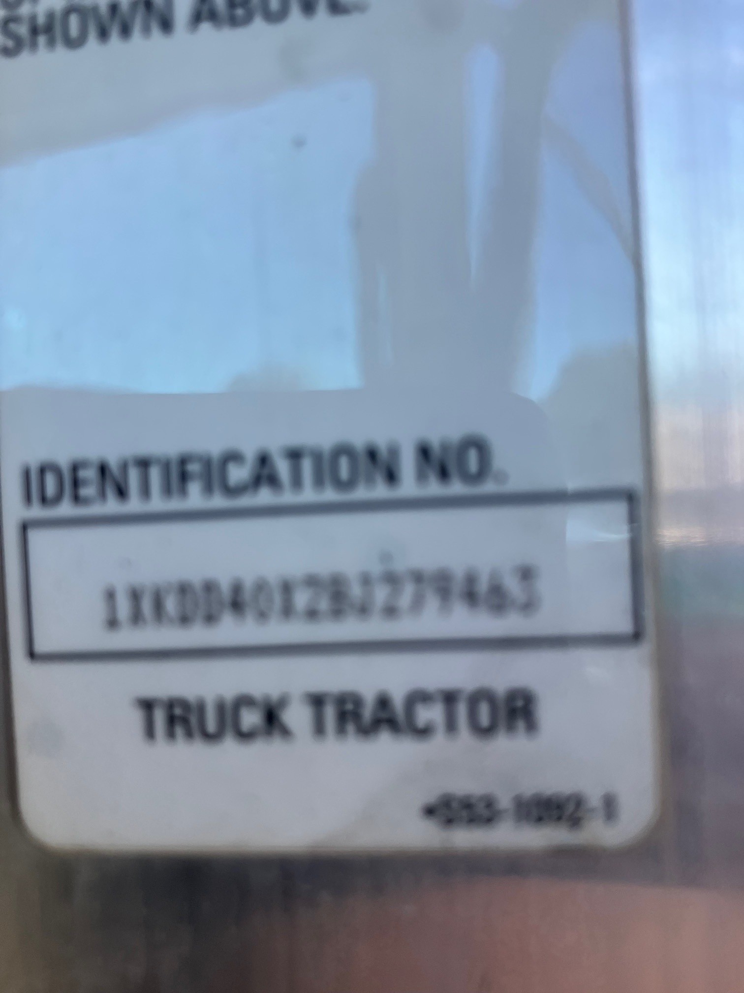 2011 Kenworth T800 - Image 10