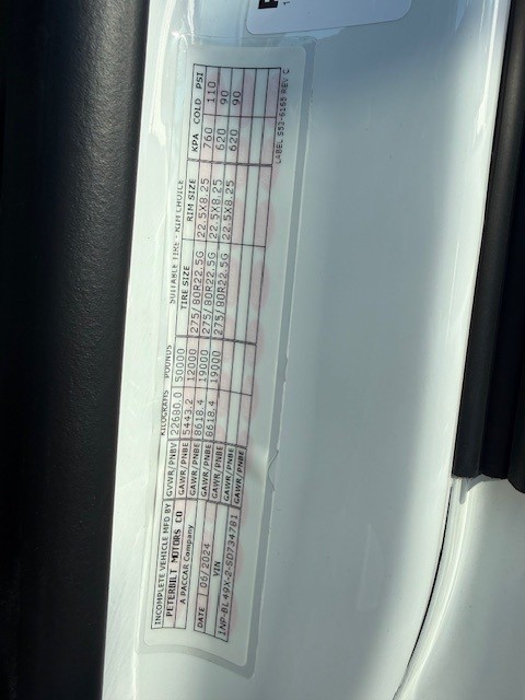 2025 Peterbilt 579 - Image 7