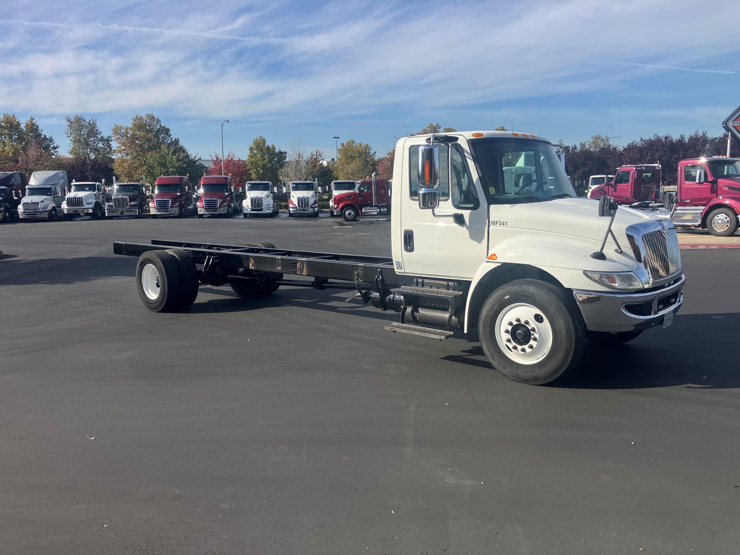 2018 International 4300 - Image 3