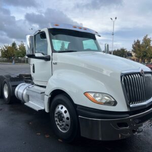 2018 International LT625